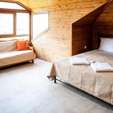 Ango Secont Floor 斯塔夫罗斯