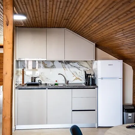 Ango Secont Floor Σταυρός