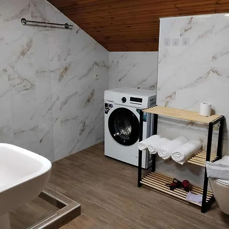 Διαμέρισμα Ango Secont Floor